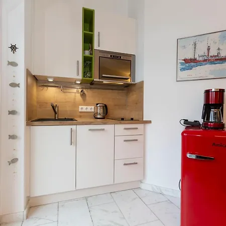 Marina 94-links Κουξχάφεν